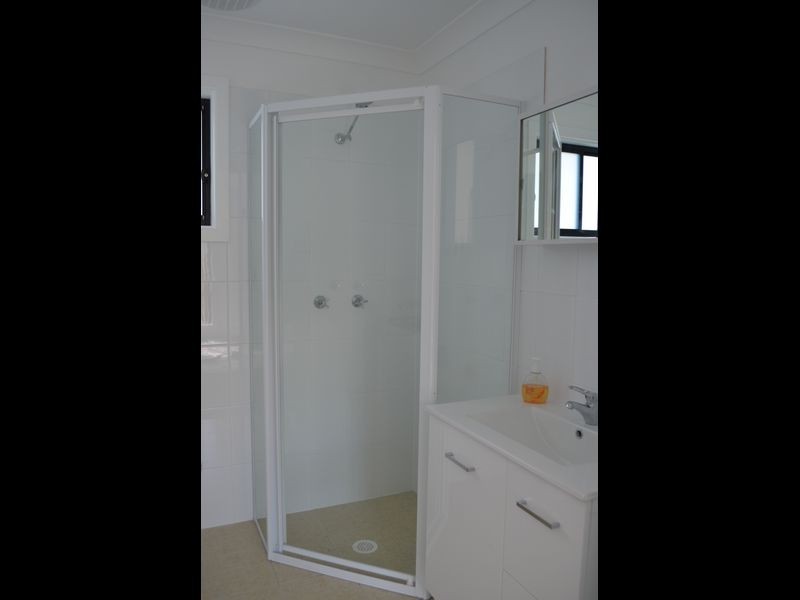 35A Kathleen White Crescent, Killarney Vale NSW 2261