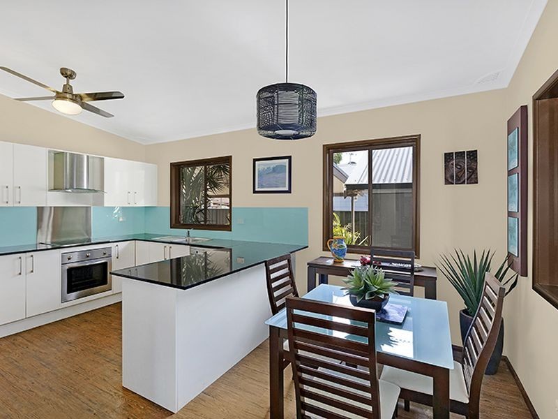 18 Macarthur St, Killarney Vale NSW 2261