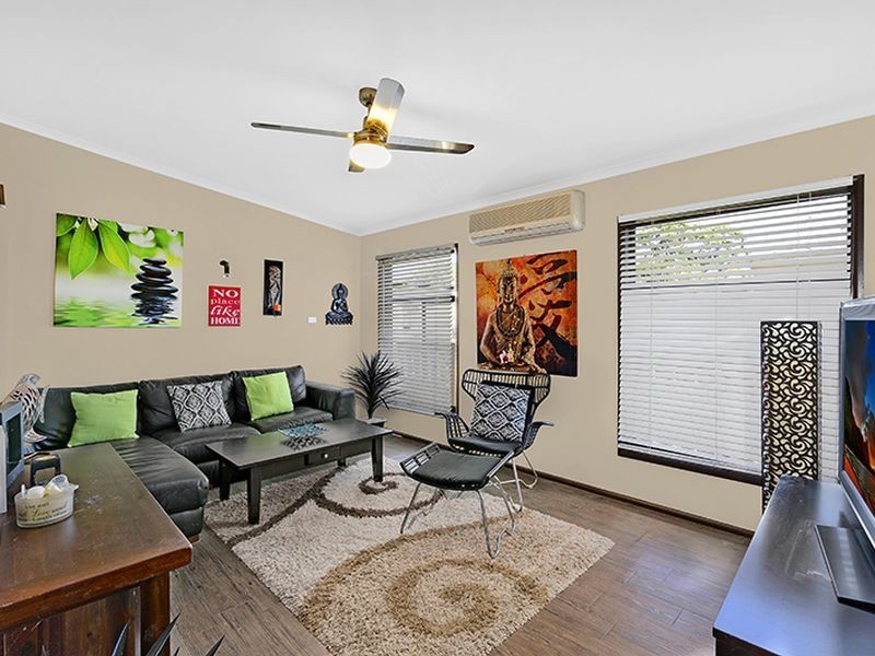 18 Macarthur St, Killarney Vale NSW 2261