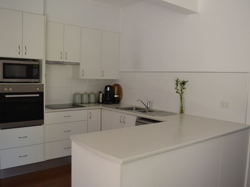 33 South Street, Killarney Vale NSW 2261