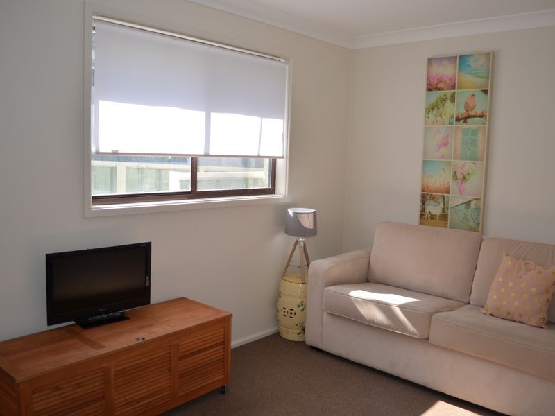 75 Brooke Avenue, Killarney Vale NSW 2261