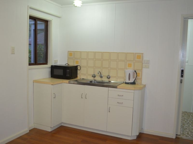 5A Warrina Street, Wamberal NSW 2260