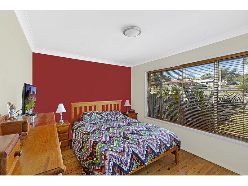 35 Cornish Ave, Killarney Vale NSW 2261