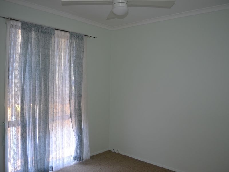 1 Pindarri Ave, Berkeley Vale NSW 2261