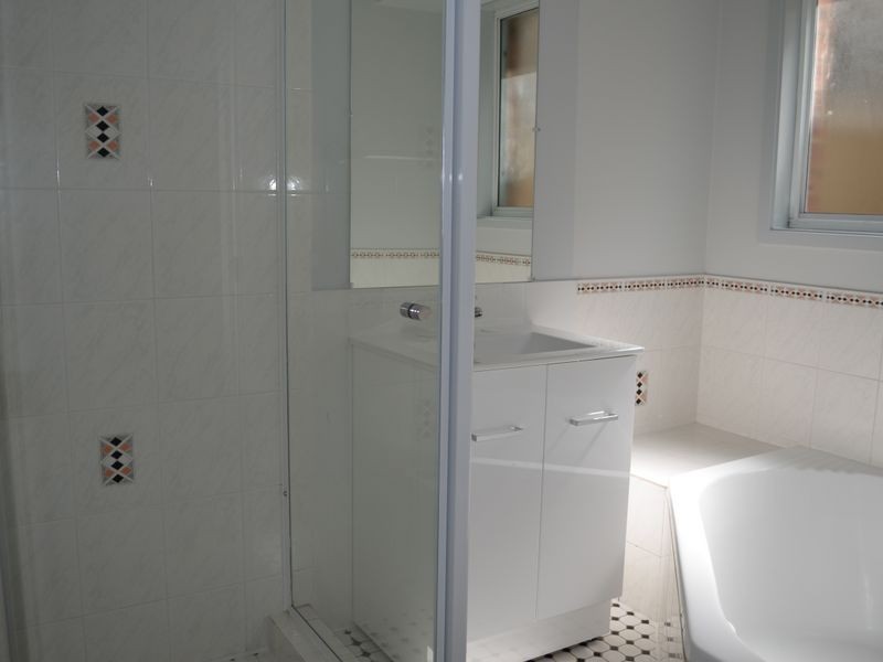 7 De L’Isle Drive, Watanobbi NSW 2259