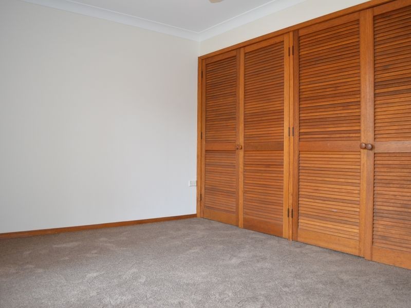 1 Wirigi Street, Berkeley Vale NSW 2261