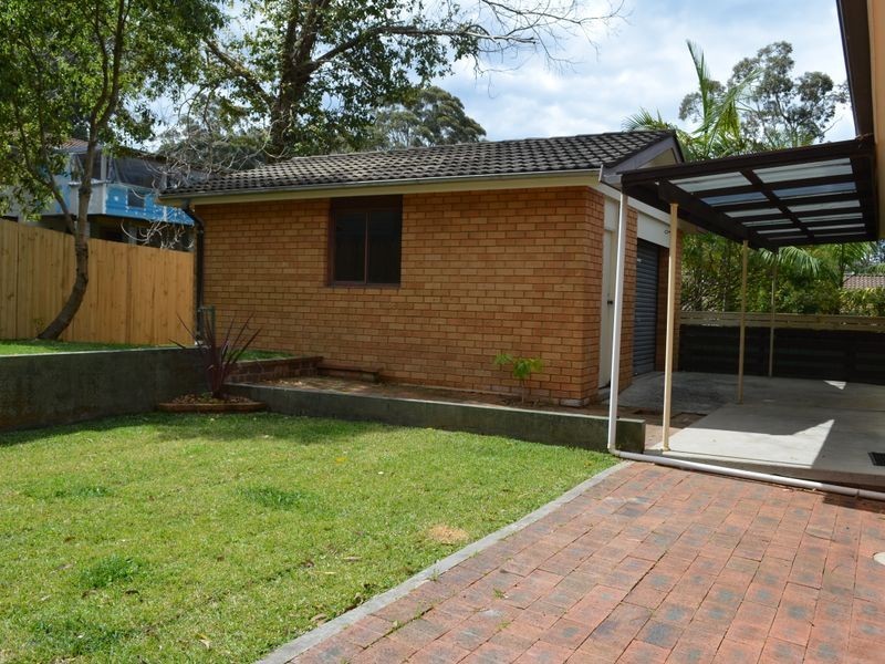 1 Wirigi Street, Berkeley Vale NSW 2261