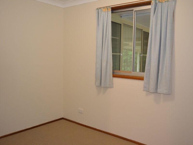 13 Audie Parade, Berkeley Vale NSW 2261
