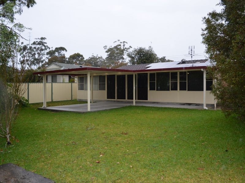 13 Audie Parade, Berkeley Vale NSW 2261