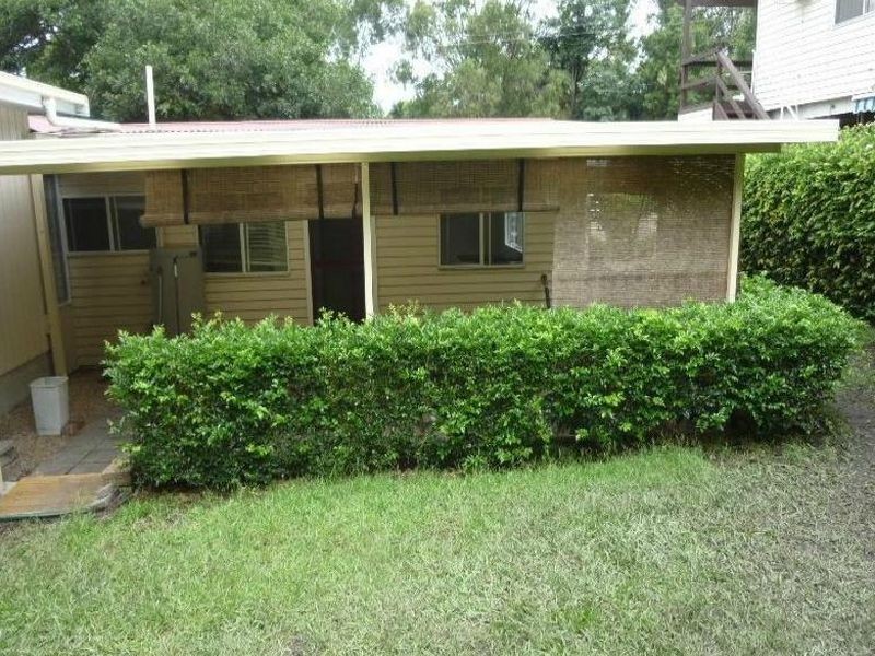 9 Pindarri Ave, Berkeley Vale NSW 2261