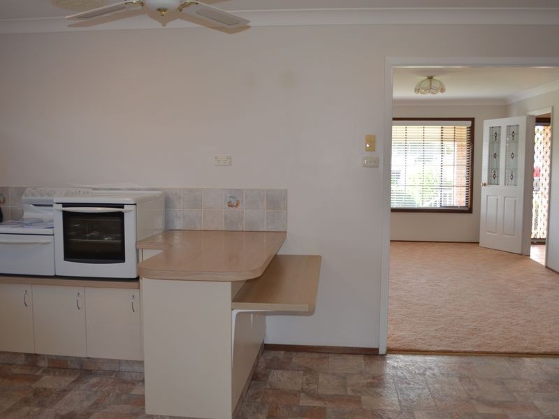 45 Dampier Blvde, Killarney Vale NSW 2261