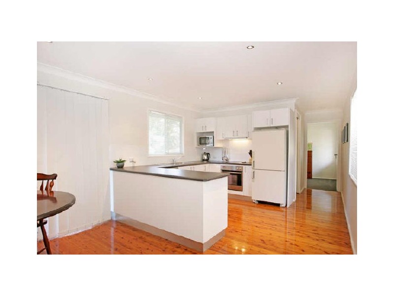 23 Laguna Pde, Berkeley Vale NSW 2261