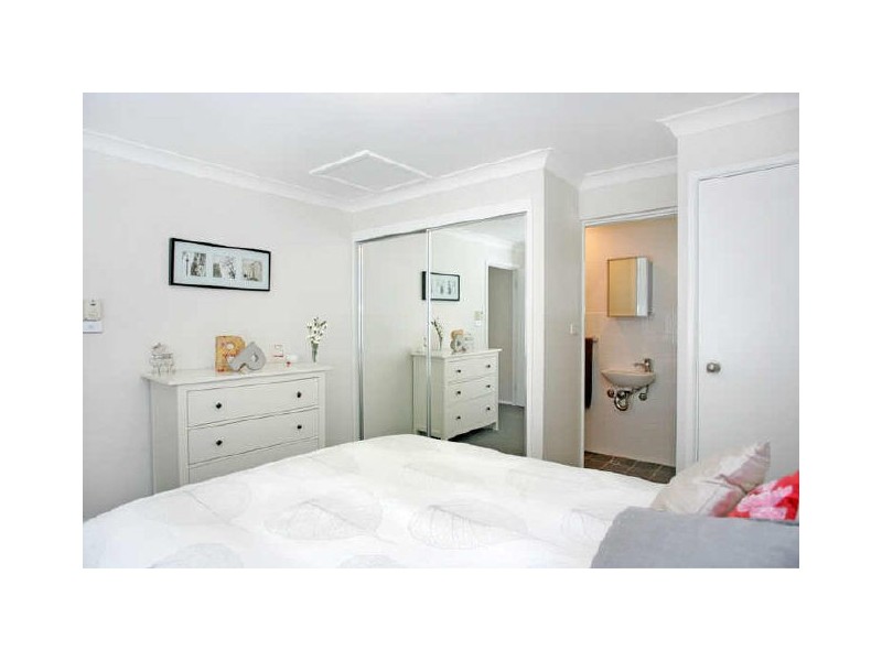 23 Laguna Pde, Berkeley Vale NSW 2261