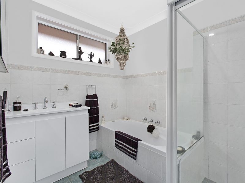 21 Ruskin Row, Killarney Vale NSW 2261