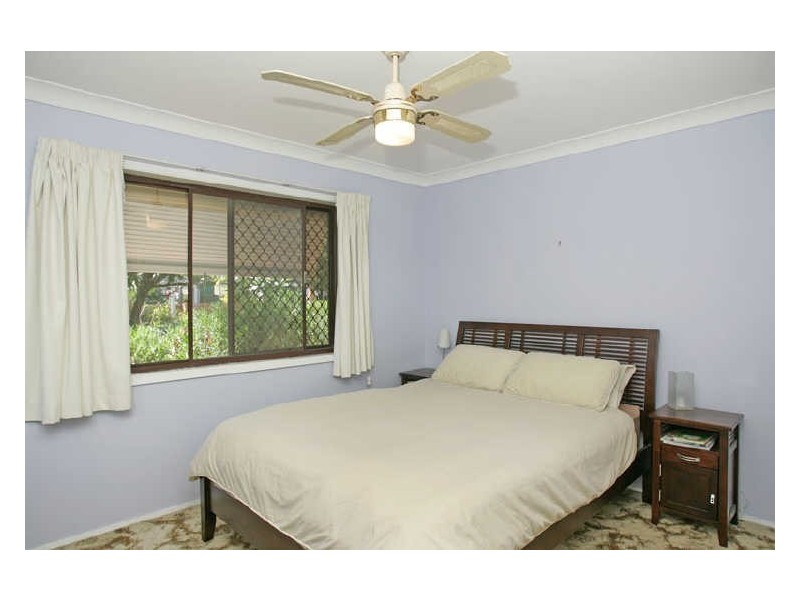 1 Roger Cresent, Berkeley Vale NSW 2261