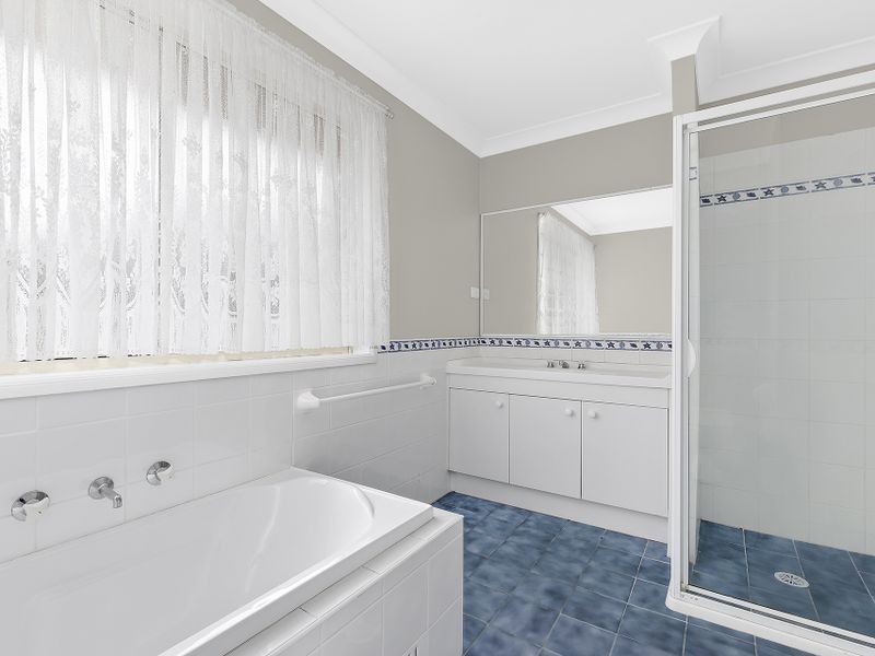 25 Carlyon Street, Killarney Vale NSW 2261