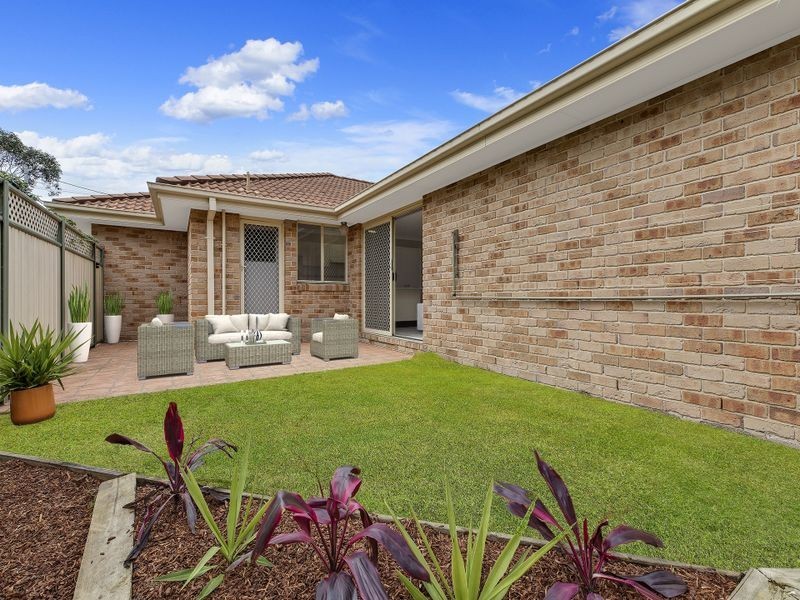 25 Carlyon Street, Killarney Vale NSW 2261