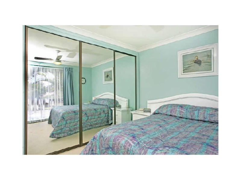 Bateau Bay NSW 2261