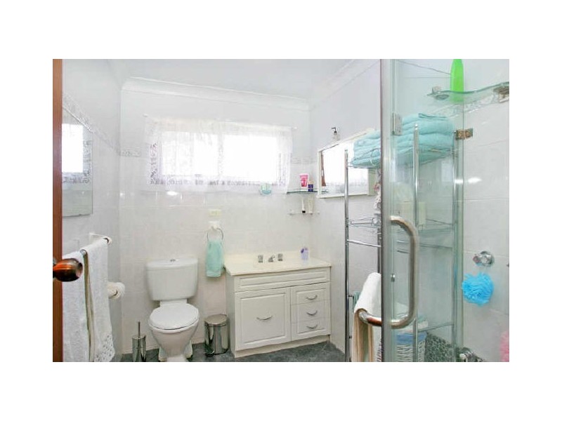 Berkeley Vale NSW 2261