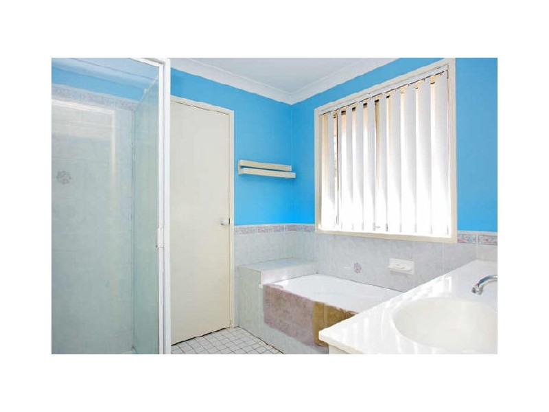 Berkeley Vale NSW 2261