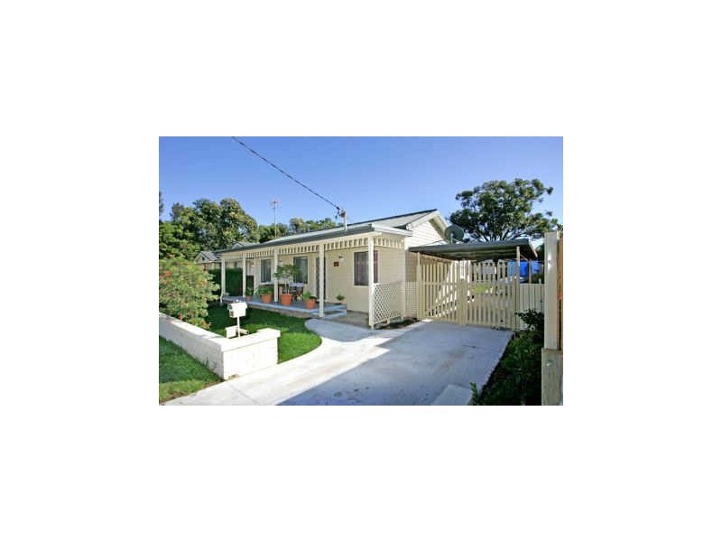 29 Colleen Street, Berkeley Vale NSW 2261