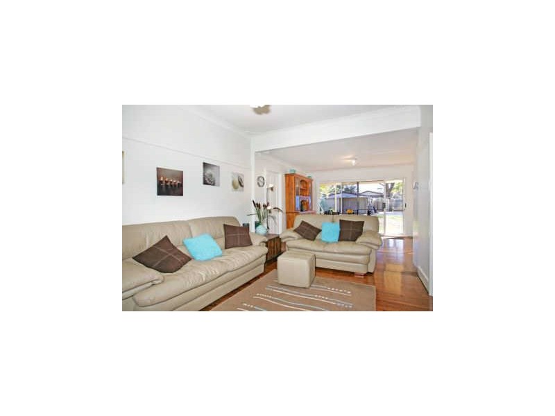 29 Colleen Street, Berkeley Vale NSW 2261