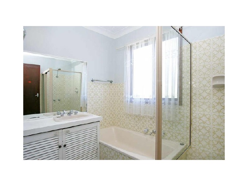 Killarney Vale NSW 2261