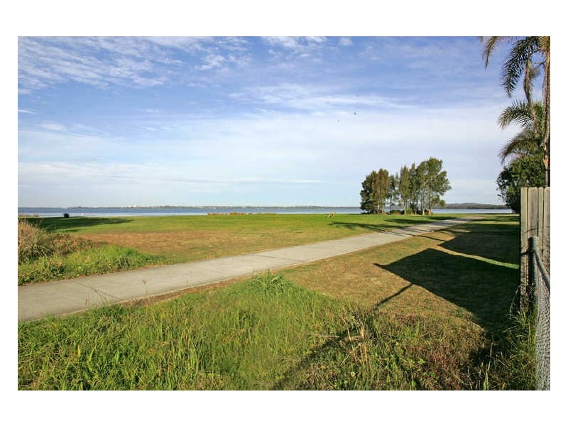 309 Lakedge Avenue, Berkeley Vale NSW 2261