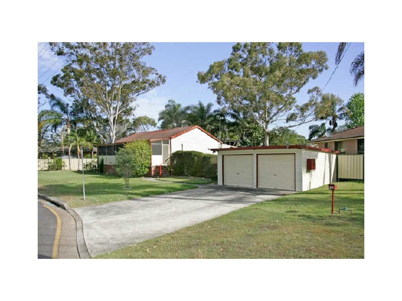 68 Kerry Cresent, Berkeley Vale NSW 2261