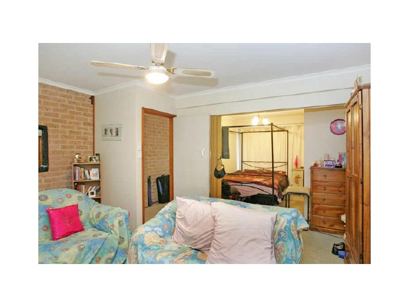 35 Wyong Road, Berkeley Vale NSW 2261