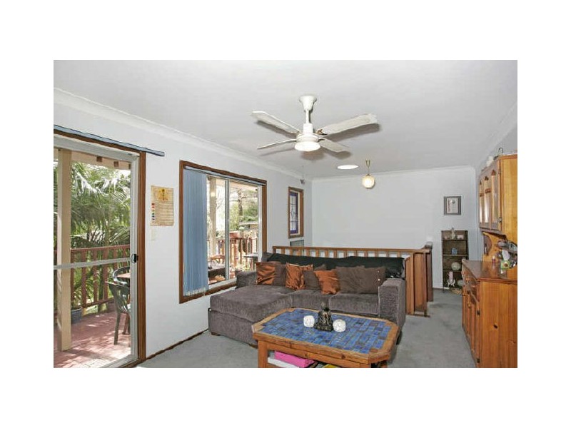 35 Wyong Road, Berkeley Vale NSW 2261