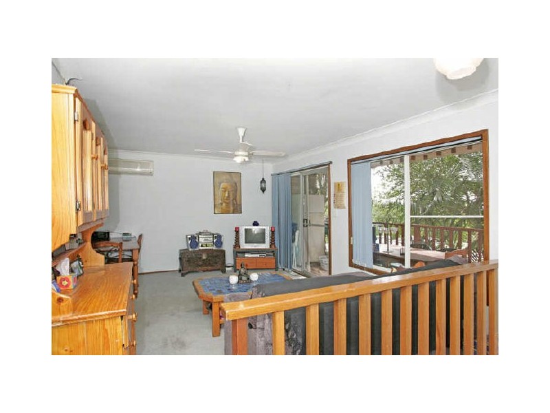 35 Wyong Road, Berkeley Vale NSW 2261