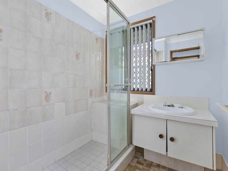 31 Cornish Avenue, Killarney Vale NSW 2261