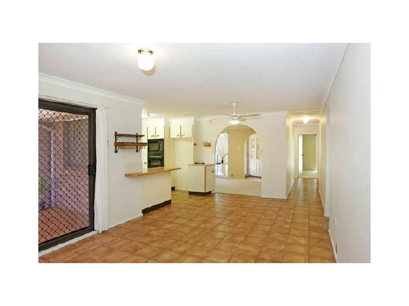 11 Vaughan Close, Killarney Vale NSW 2261