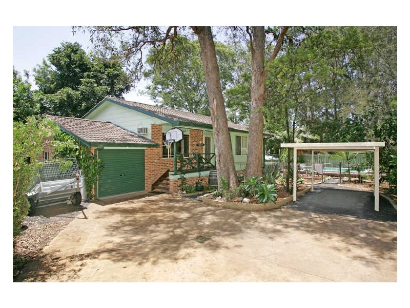 29A Kerry Cresent, Berkeley Vale NSW 2261