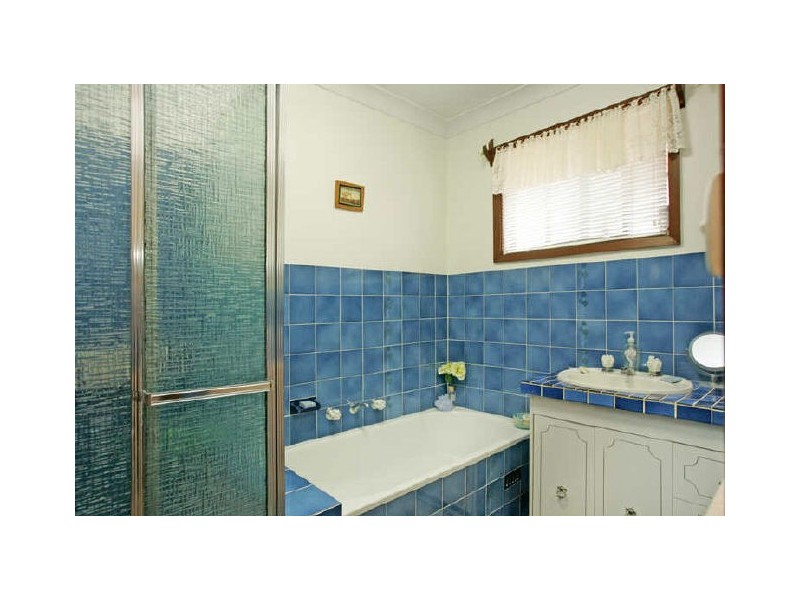 20 Cuthbert Road, Killarney Vale NSW 2261