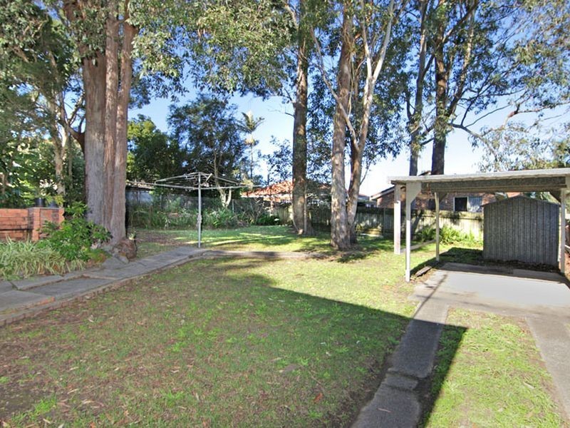 18 Grevillea Crescent, Berkeley Vale NSW 2261