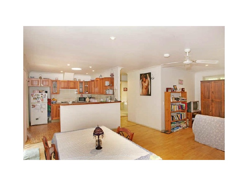 4 Bottlebrush Drive, Glenning Valley NSW 2261