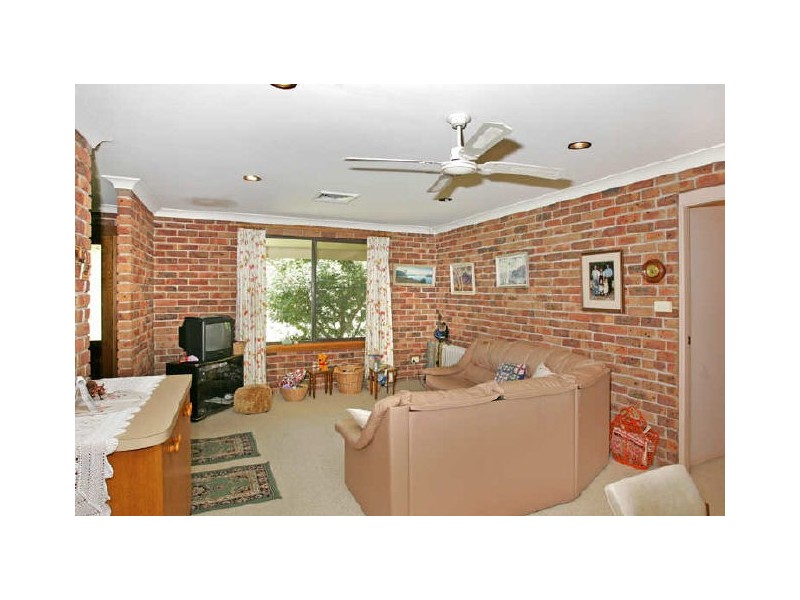 3 Hayley Close, Tumbi Umbi NSW 2261