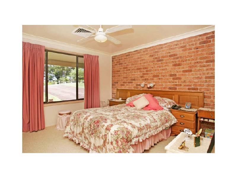 3 Hayley Close, Tumbi Umbi NSW 2261