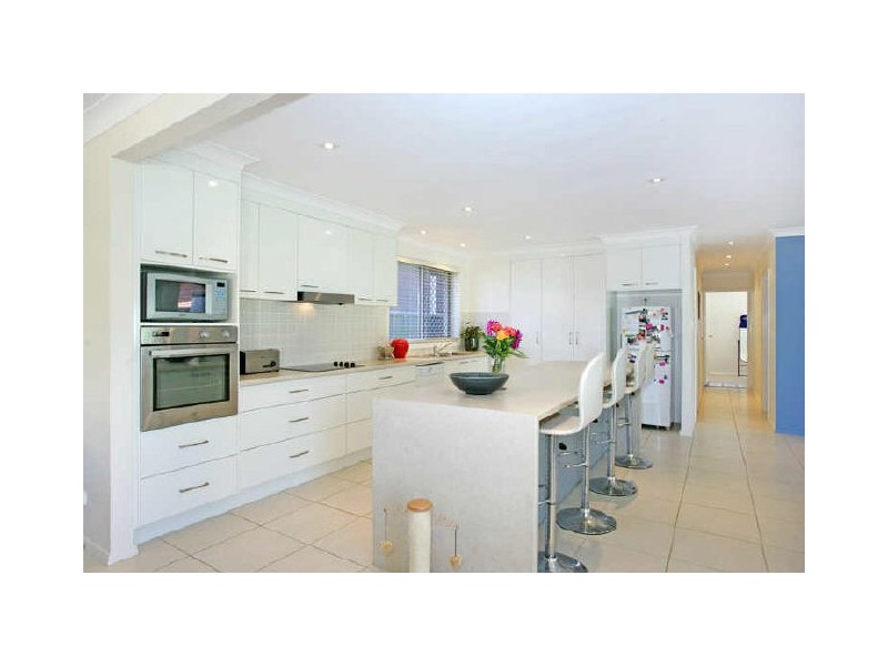 33 Yimbala Street, Killarney Vale NSW 2261