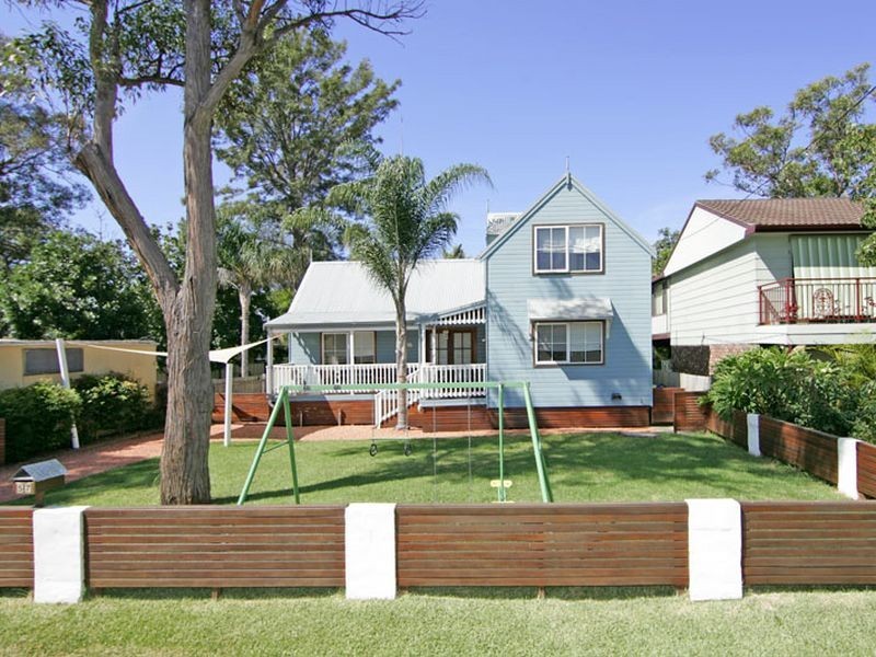 57 Warratta Street, Killarney Vale NSW 2261