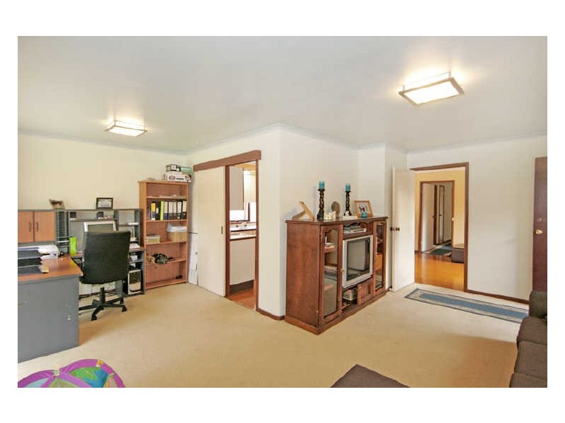 107 Seabrook Avenue, Bateau Bay NSW 2261