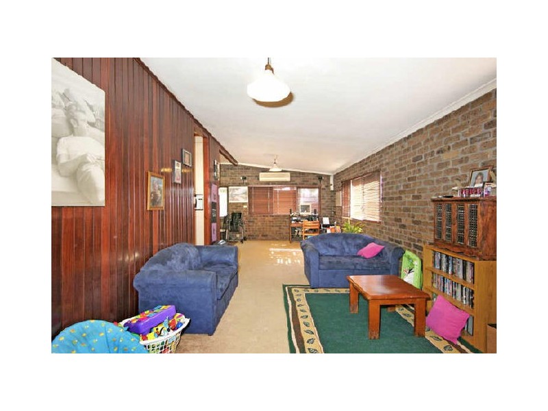 57 Cunningham Road, Killarney Vale NSW 2261