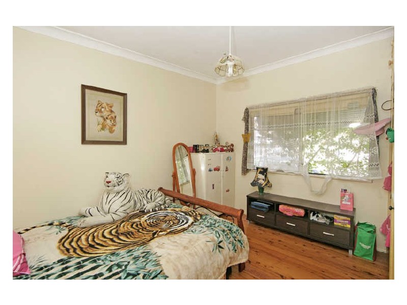 24 Brenda Cresent, Tumbi Umbi NSW 2261