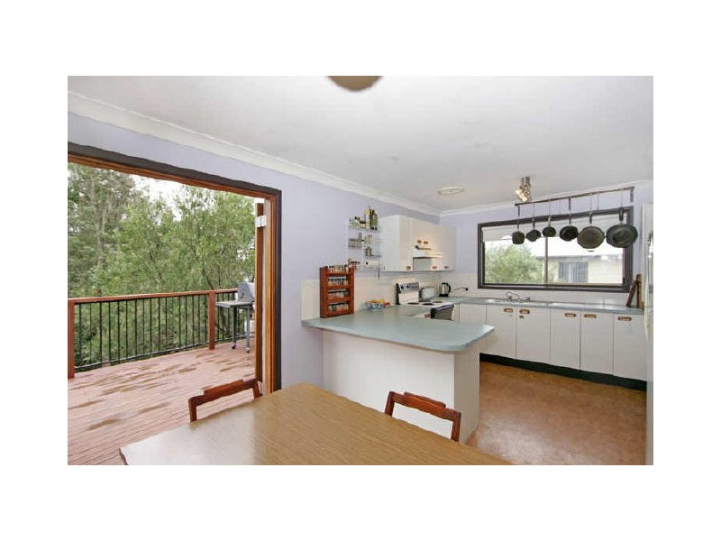 1 Wombat Street, Berkeley Vale NSW 2261