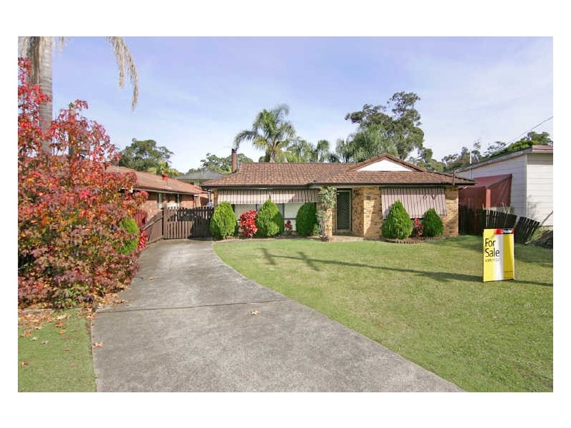 32 Kurraba Road, Berkeley Vale NSW 2261