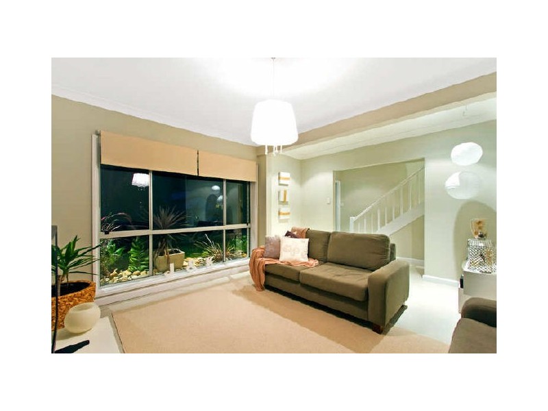 24 Hinemoa Ave, Killarney Vale NSW 2261