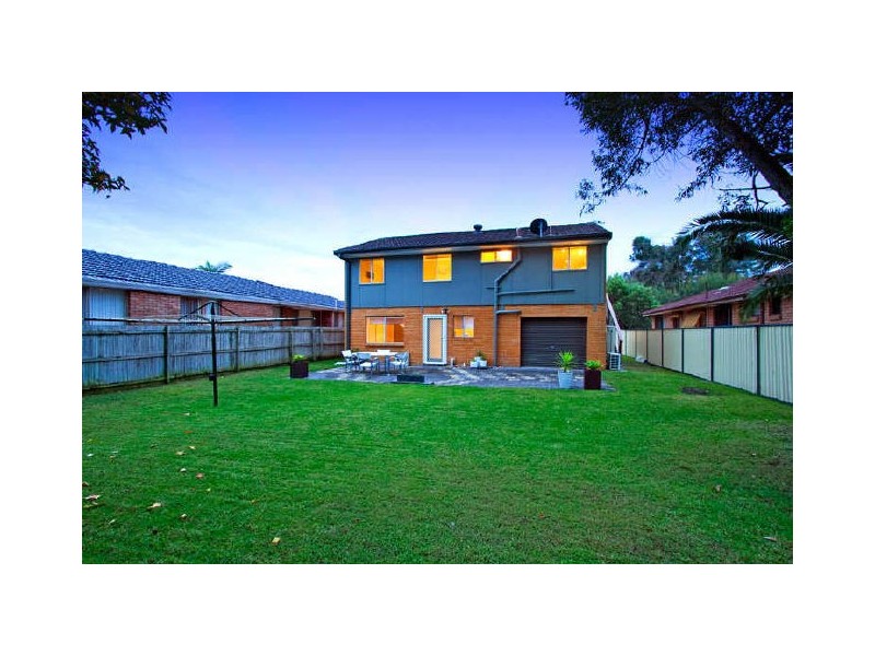 24 Hinemoa Ave, Killarney Vale NSW 2261