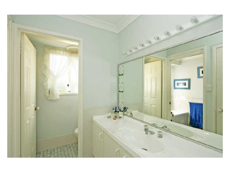 5 Aston Wilde Avenue, Chittaway Bay NSW 2261